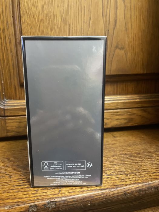 givenchy gentleman society