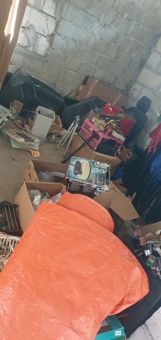 Vând marfa de piață