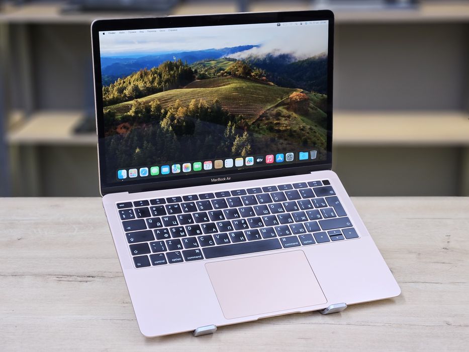 Стильный Ноутбук Macbook Air 13 2019 - Core i5/8GB/128GB  90%