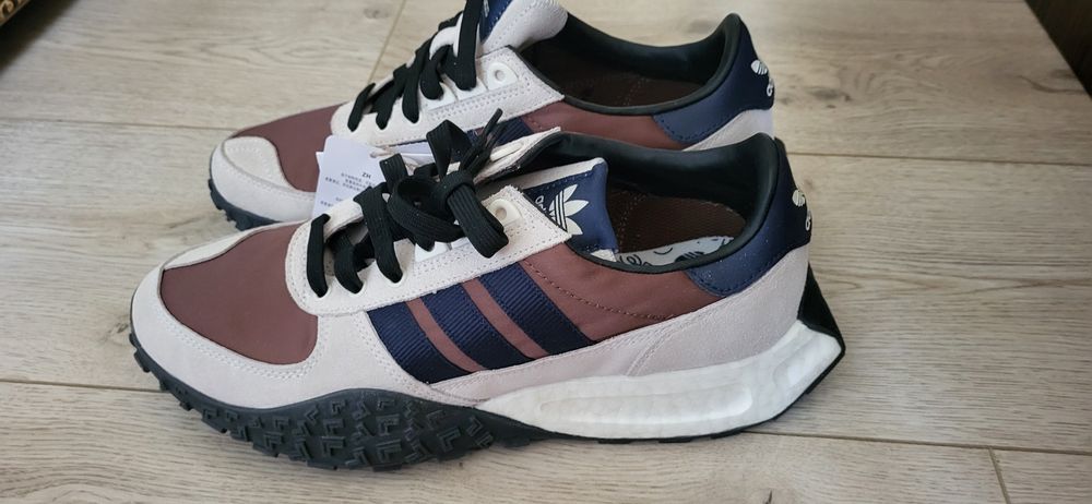 Кроссовки Adidas 42р