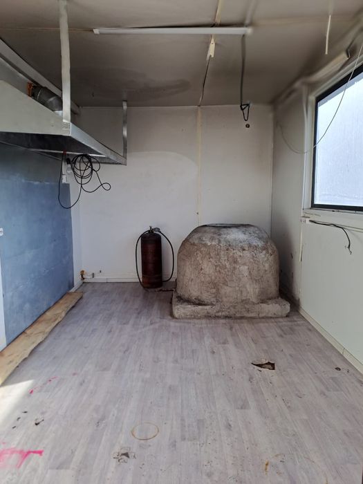 Продам бутик оборудованный