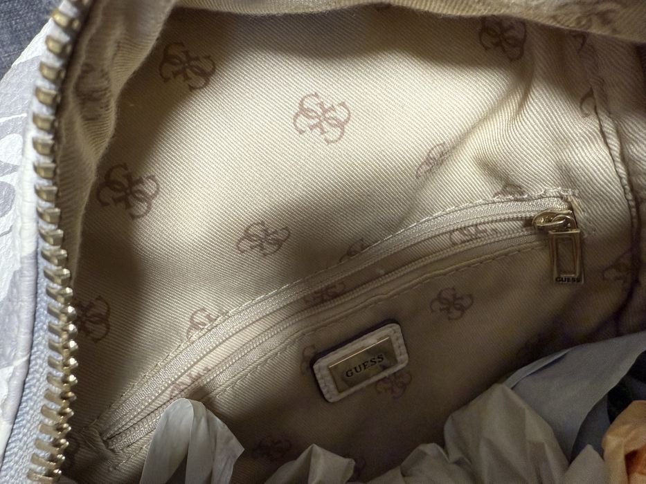 Оригинална раница Guess