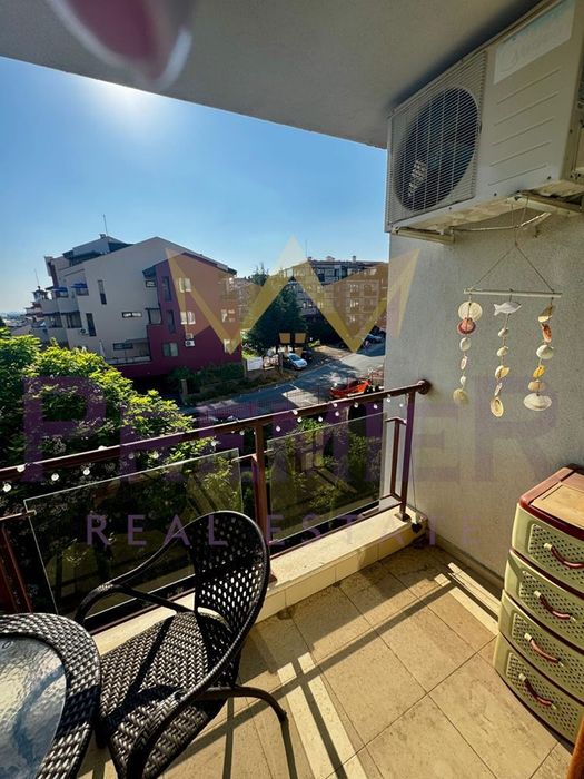 Продава се Двустаен апартамент в Свети Влас - 61 кв.м за 1556 €/кв.м - Снимка #11