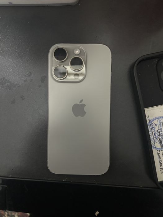 продам iphone 16pro НОВЫЙ