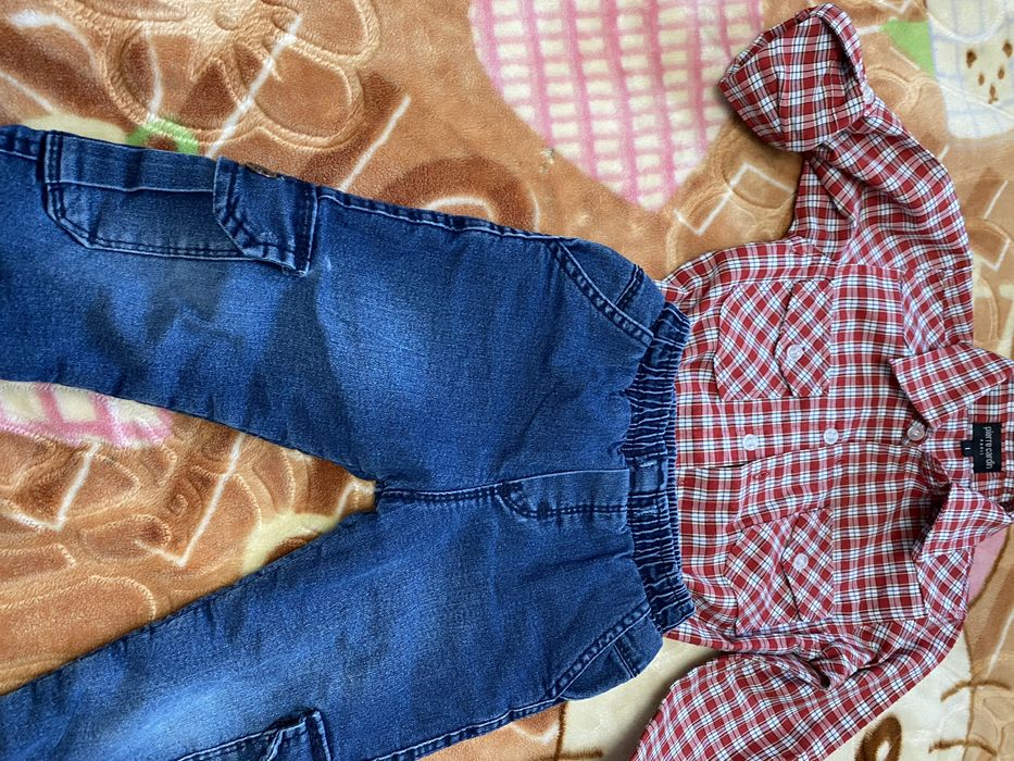 Детские теплые джинсы и рубашка
