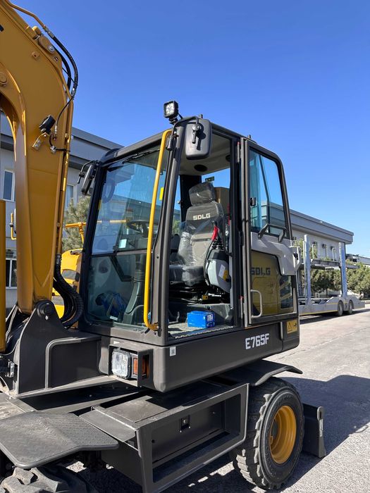 Экскаватор мини вариант SDLG 0.21 куб