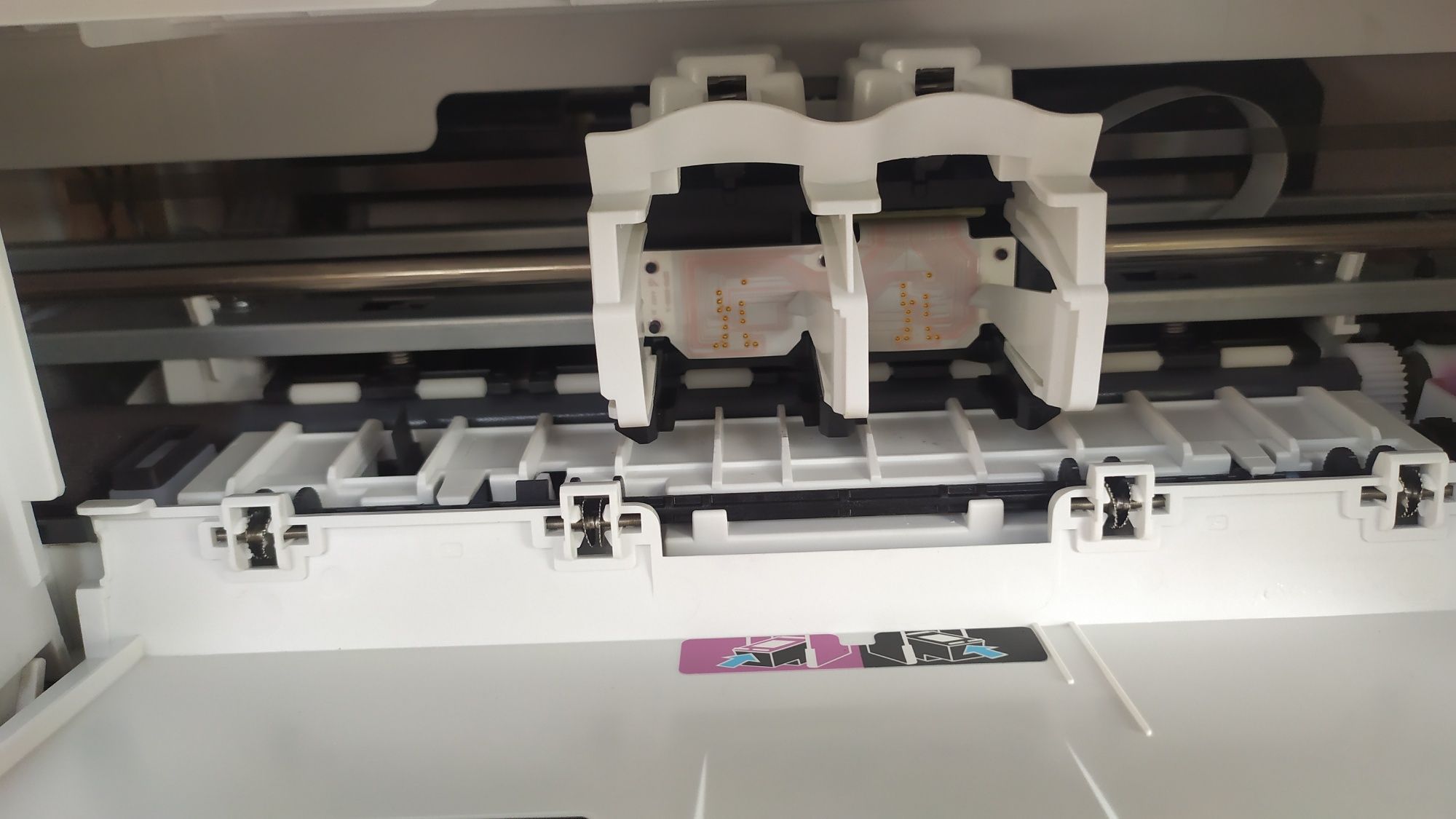 (Принтер) МФУ HP DeskJet 2320