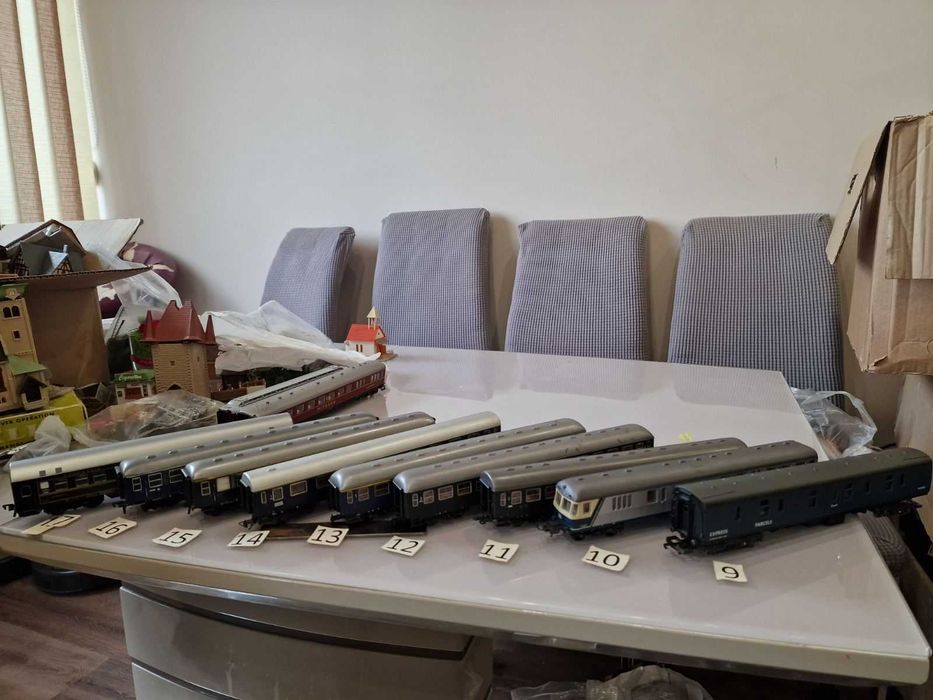 Локомотиви,аналогови, Piko и Пътнически вагони Piko, Fleischmann,Roco