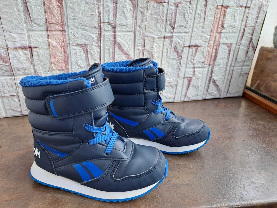 детски ботуши,зимни обувки,боти,апрески,Reebok номер29 за момче,адид