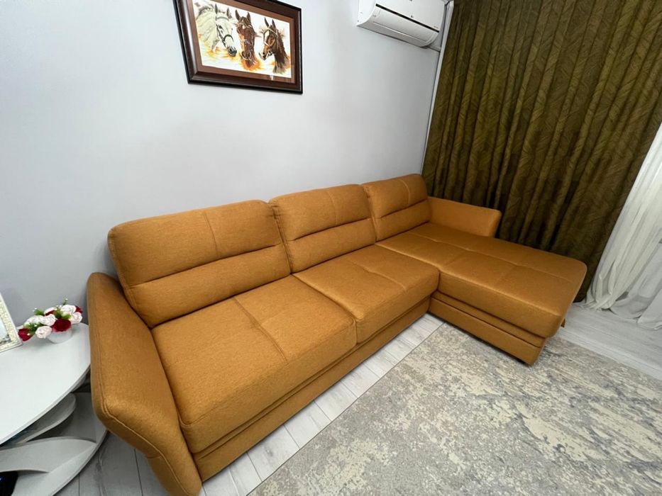 Угловой диван в отличном состоянии