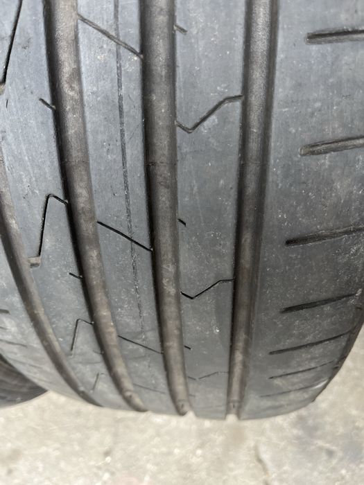 2 бр. летни гуми 225/50/17 Hankook DOT 4621 4,5 mm