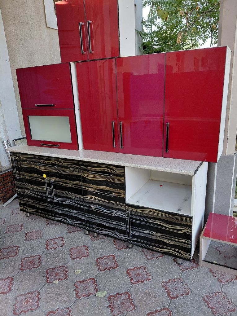 Продам кухонный гарнитур