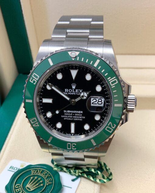 Rolex  Submariner hulk Date 126610LV 41mm