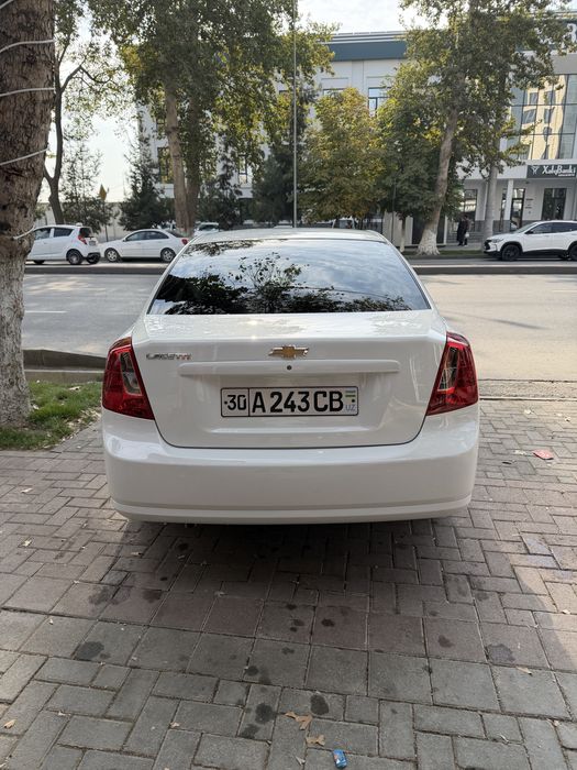 Gentra avtamat 400 km yurgan