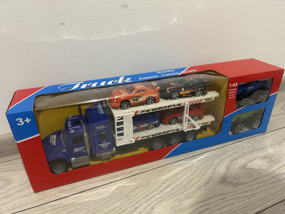 Tir de jucarie cu masinute