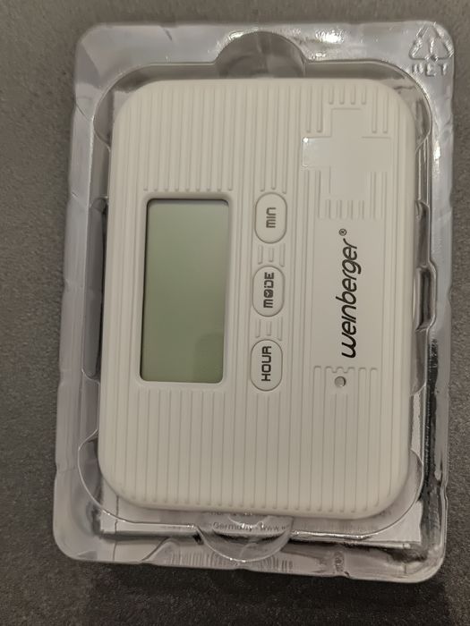 Organizator medicamente cu alarma