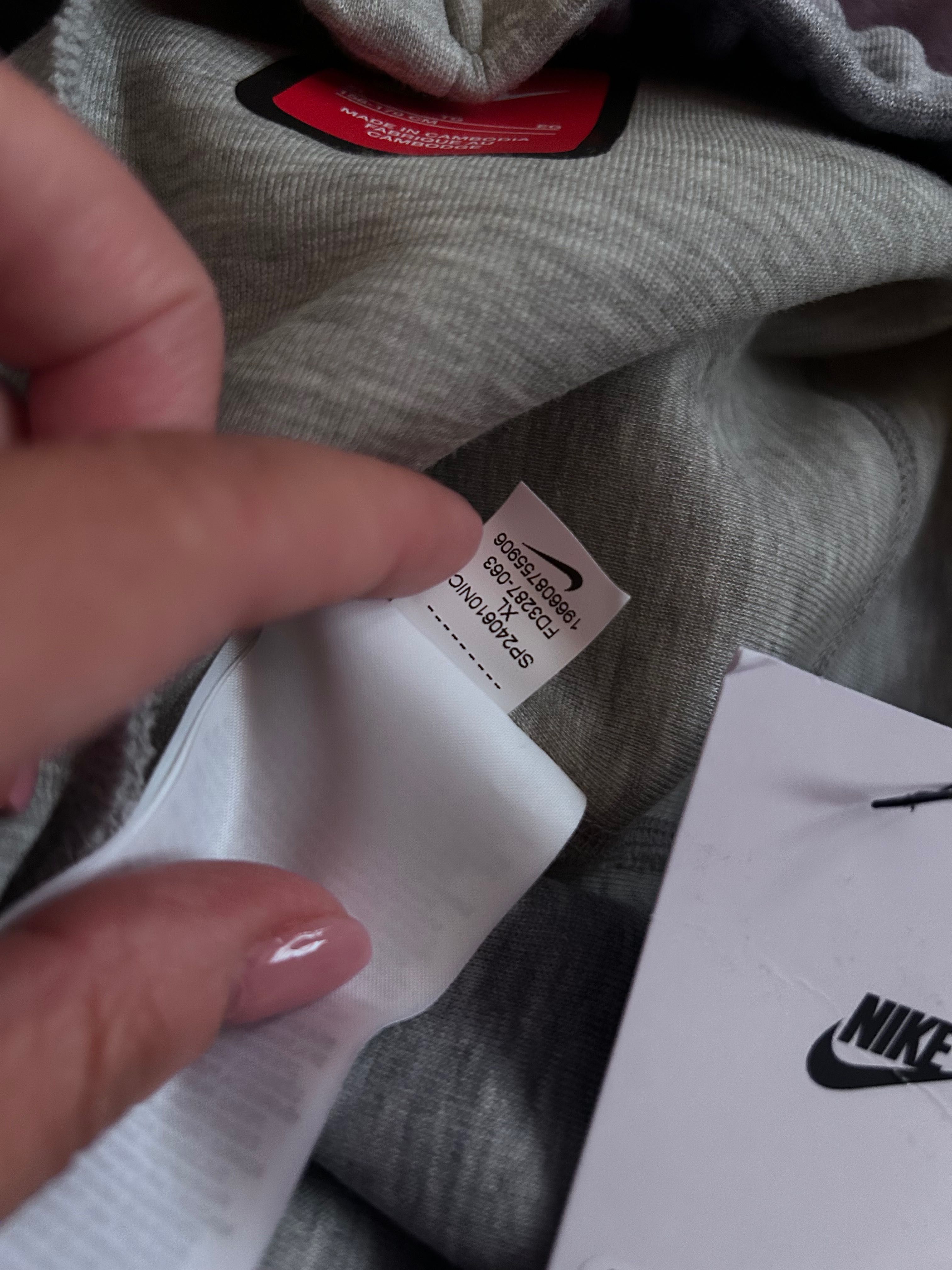 Nike tech fleece детски/дамски екип