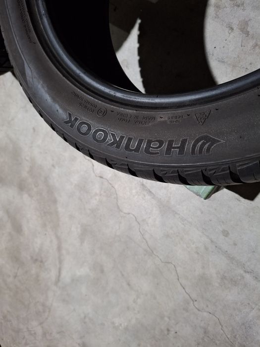 2 Anvelopele m+s 215 50 r17 Hankook