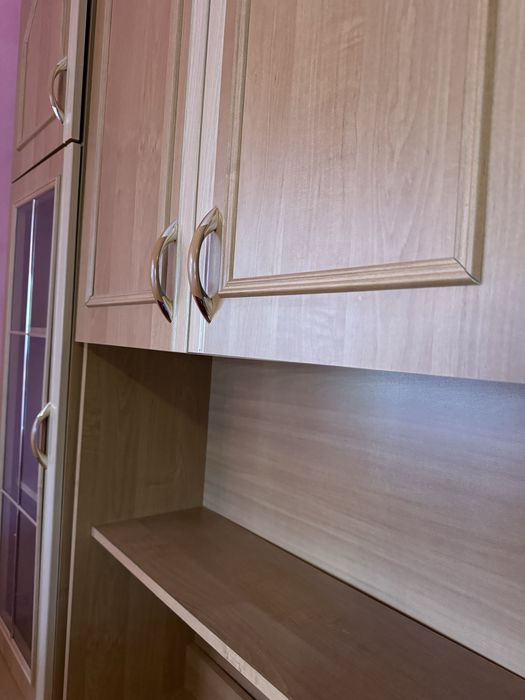 Mobila din pal , folosita