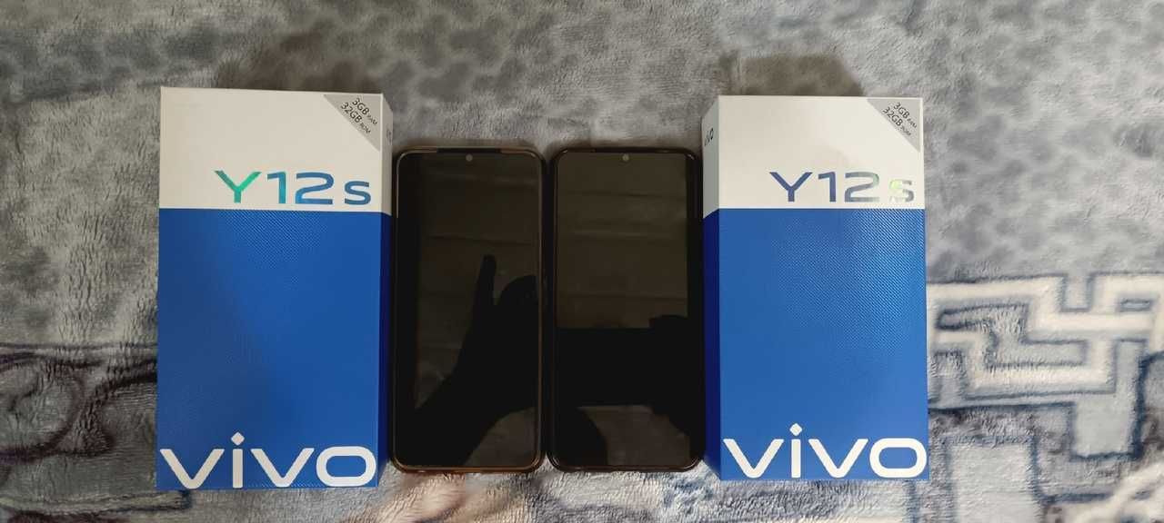 Продам два телефона Vivo Y12s