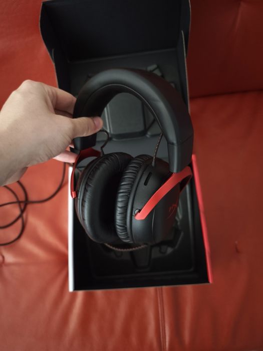 Casti Hyper Cloud 3