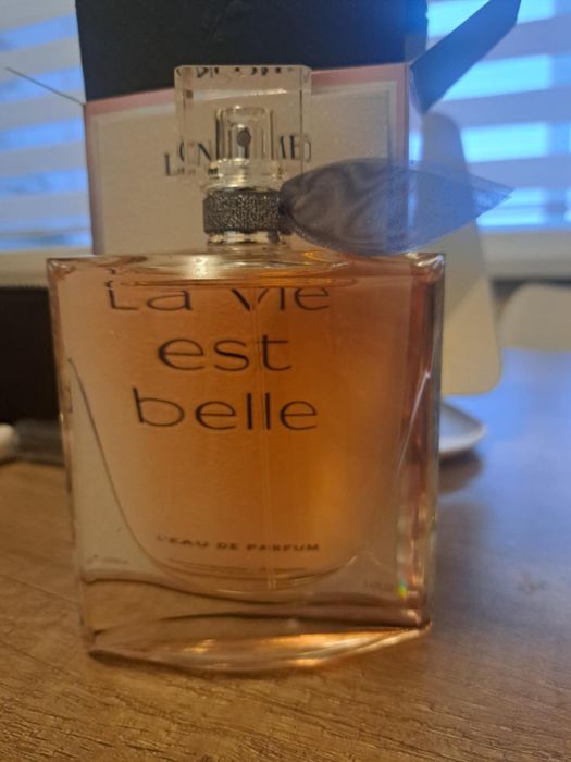 Парфюм Lancome  La vie est belli