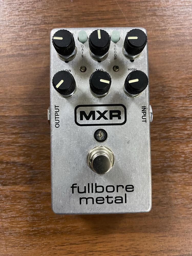 Педалборд и гитарные педали Boss, MXR, Marshall, Way Huge, Orange, Vox