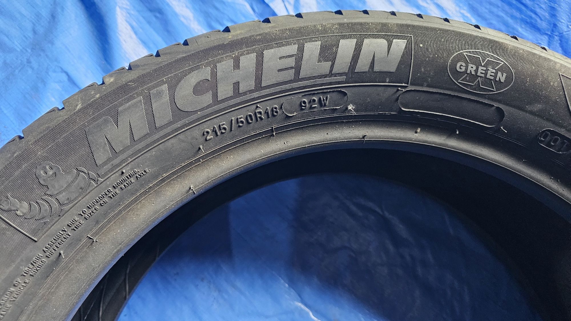 215 50 18 vara michelin