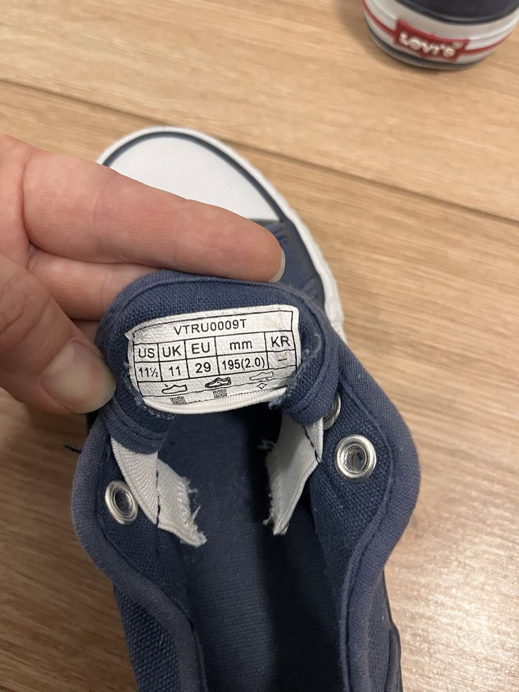 Нови детски кецове Levi’s номер 29