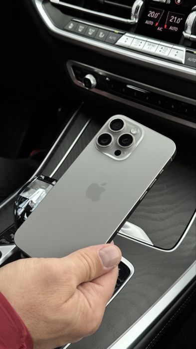 Продам iPhone 15 PRO Max