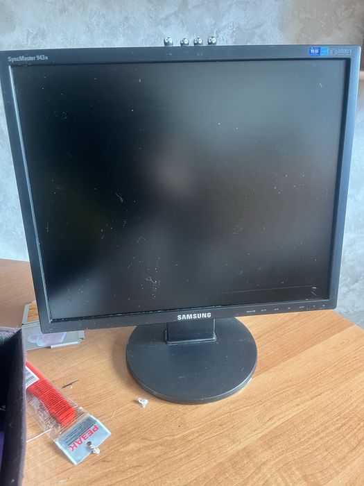 Монитор Samsung б/у