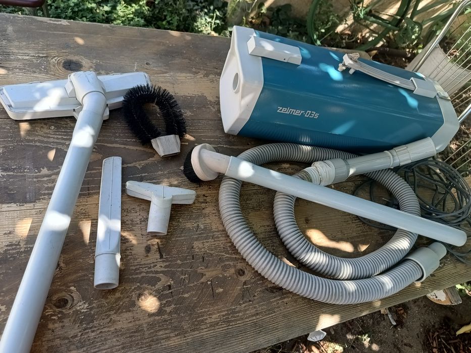 Aspirator vechi Zelmer