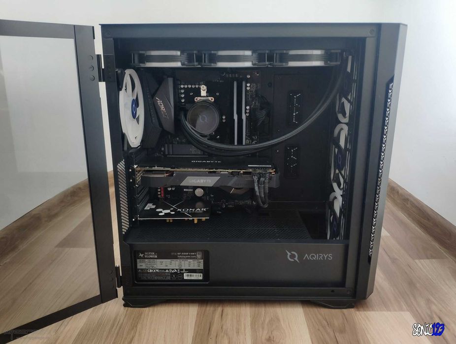 Vand  Carcasa AQIRYS Aquilla !