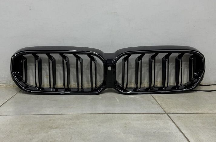 LED светещи двойни бъбреци BMW 5 G30 G31 грил решетки лед бмв г30 г31