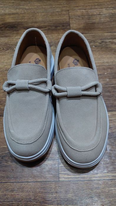 Лоферы новые бежевые