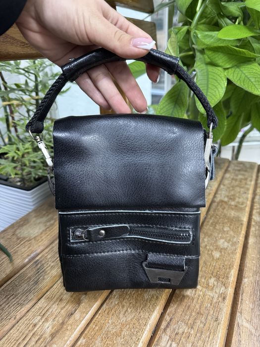 Мъжка черна чанта