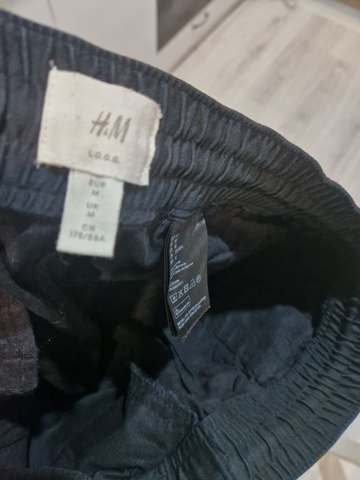 Pantaloni pentru bărbați