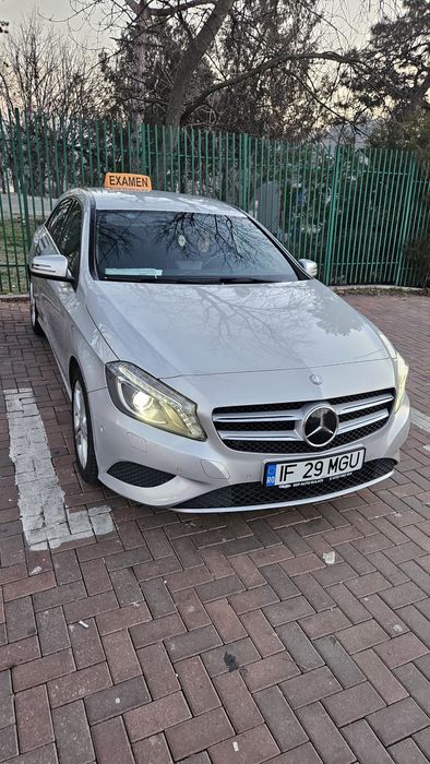 Instructor Auto cat. B/ Scoală de soferi București Zona Grand Arena!