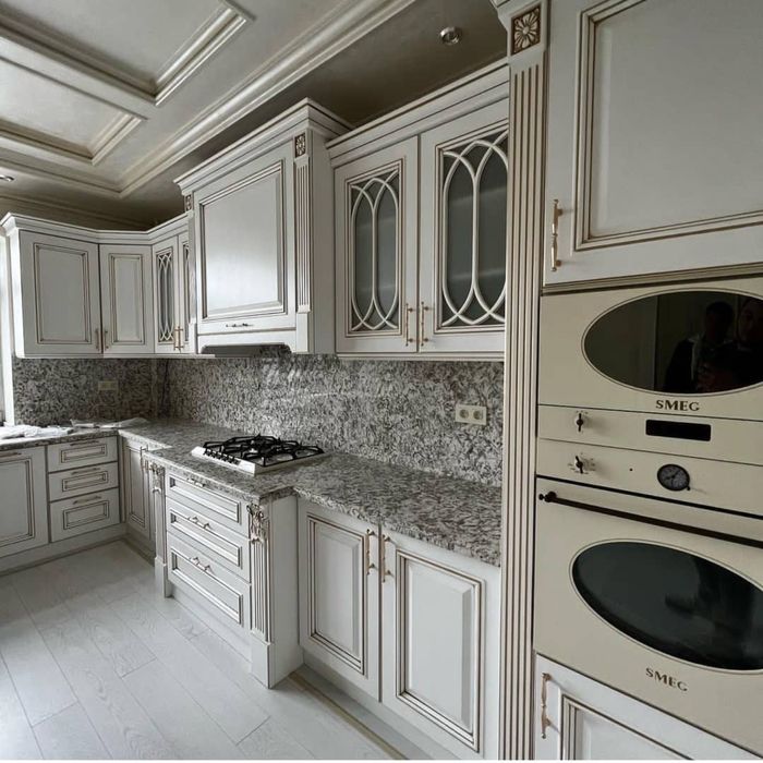 Мебелчи уста мебелларни ечамиз йигамиз урнатамиз ва таъмирлаймиз