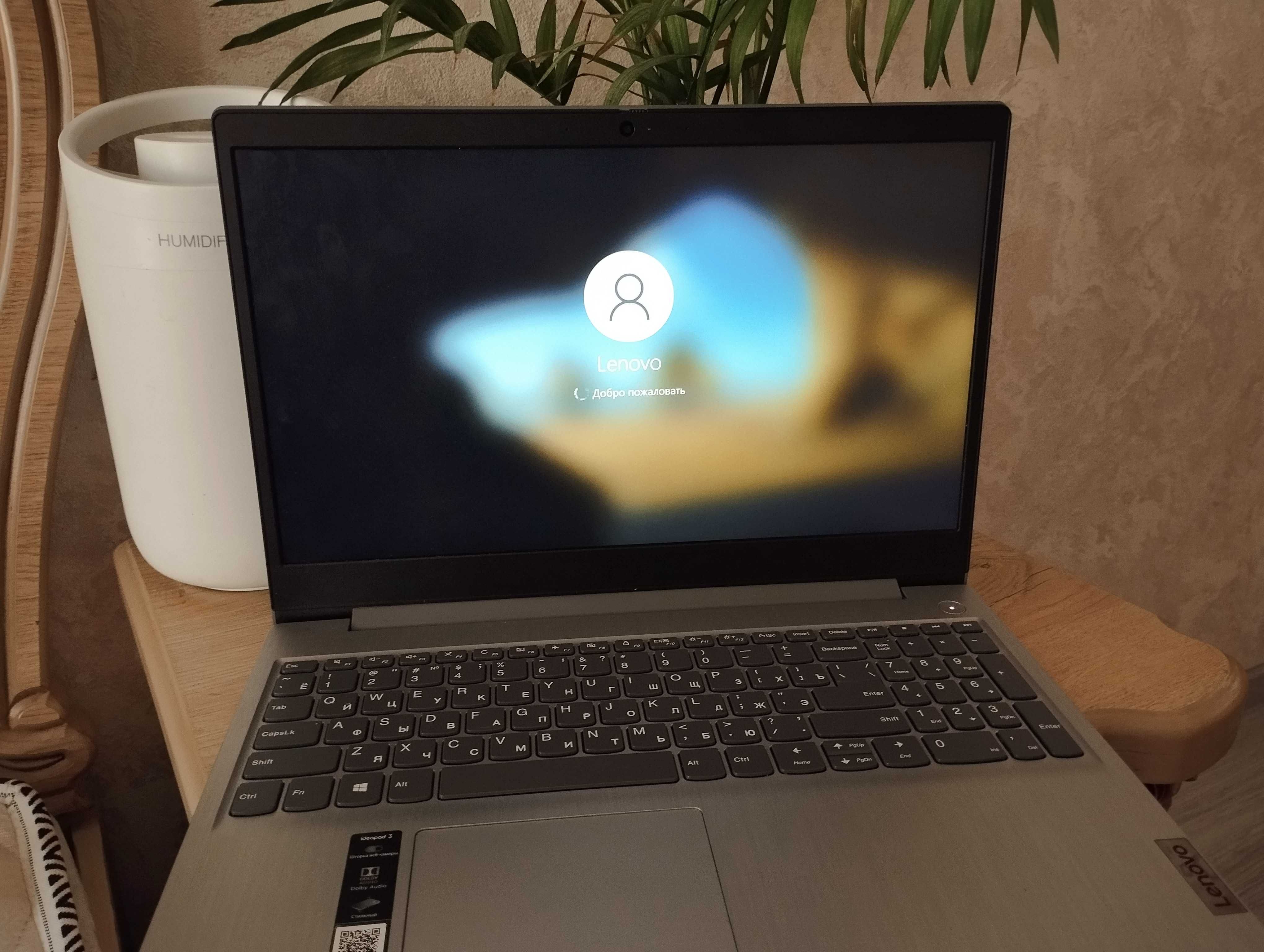 Ноутбук  Lenovo янги холатда