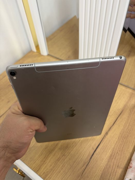 Ipad Pro 10.5 64 GB wifi+sim