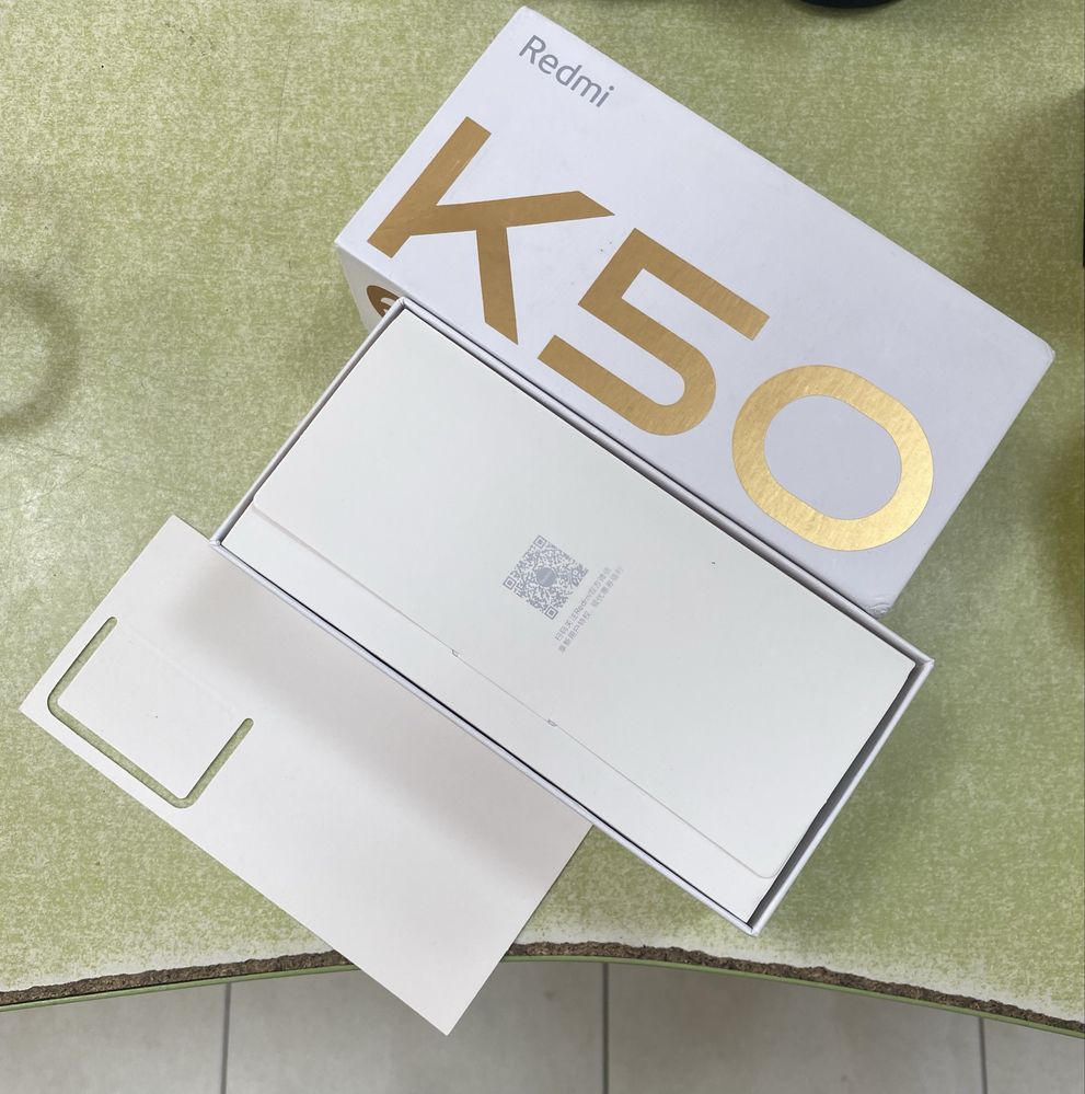 Xiaomi Redmi K50 телефон