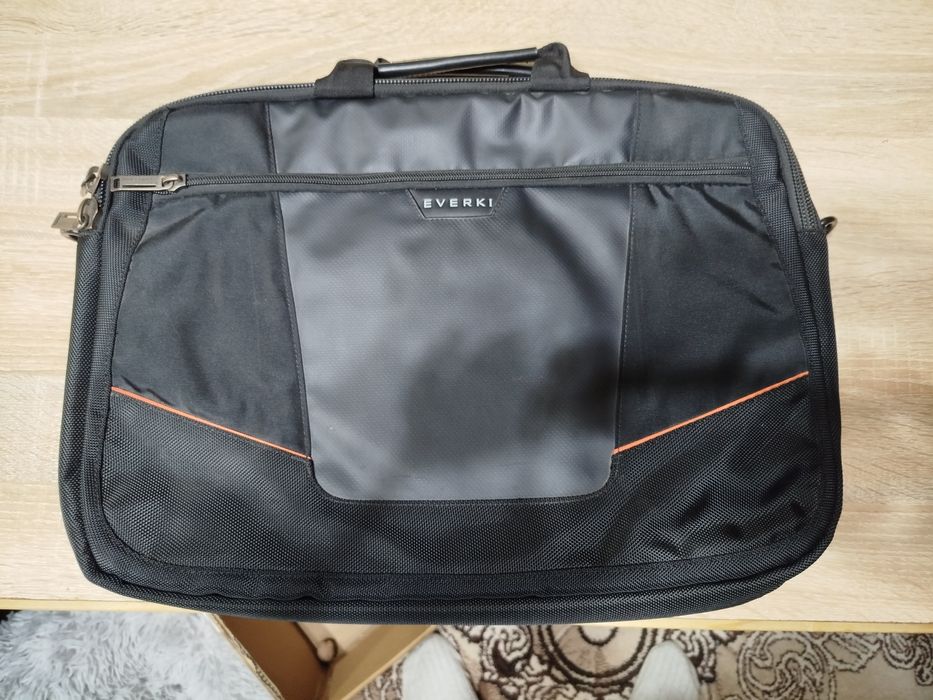 Портфель для вашего ноутбука большой