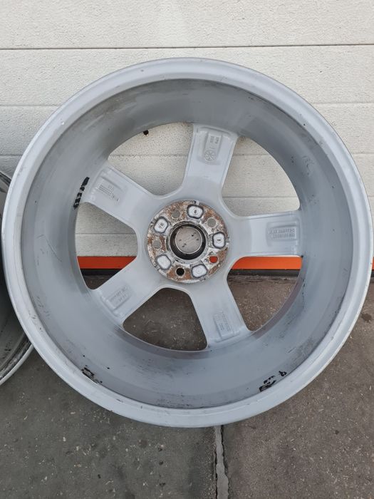 Оригинални джанти за АУДИ AUDI Q5 R19 5x112 ET39 8J