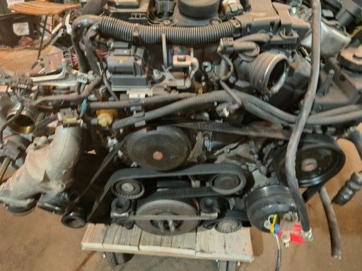 Motor mercedes cu garantie 1 an si montaj inclus tip 651 2.2 cdi
