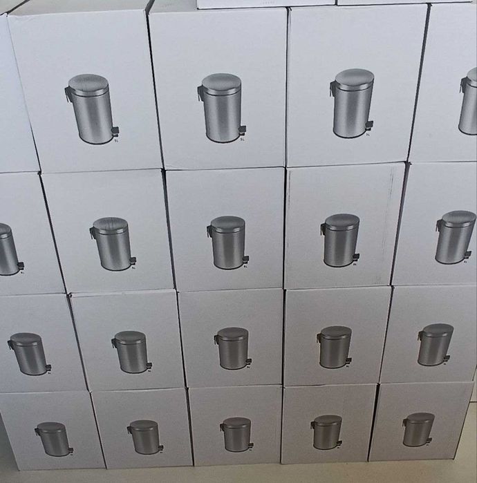 Урна с педалью и