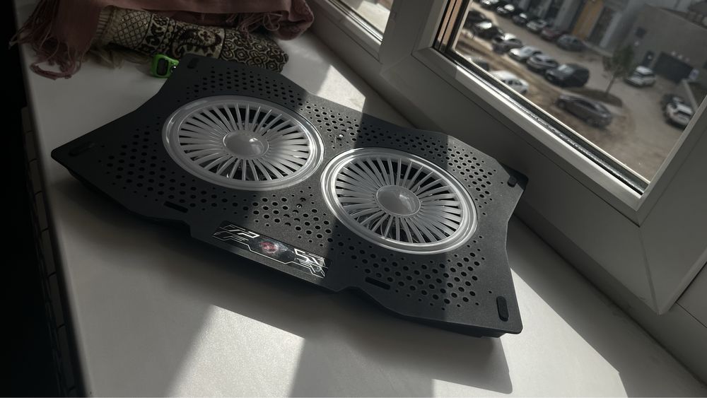 Охлаждитель для ноутбука