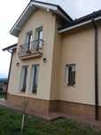 Vand casa cu 11 ari teren