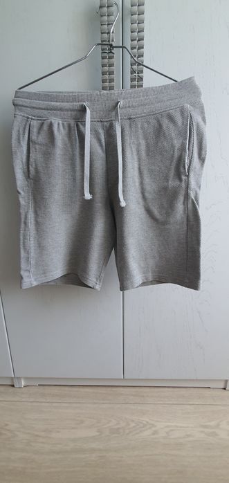 Продам шорты летние