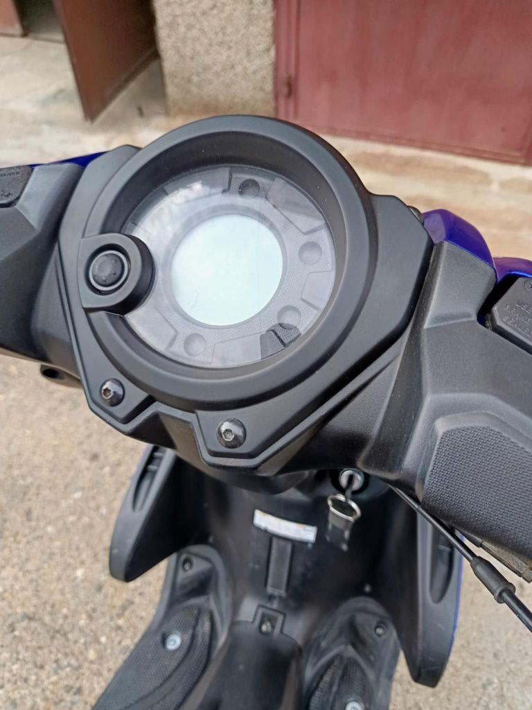 Скутер Yamaha Aerox 50 кубика